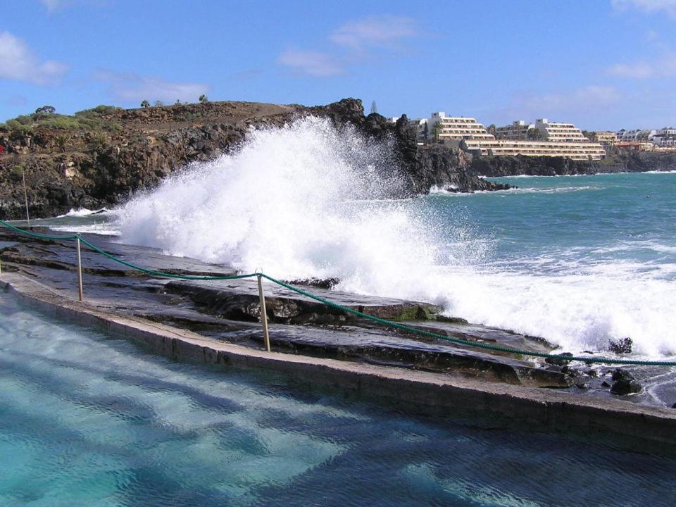 Beach-Front Tenerife Sth Sea And Pool View Costa Del Silencio Esterno foto